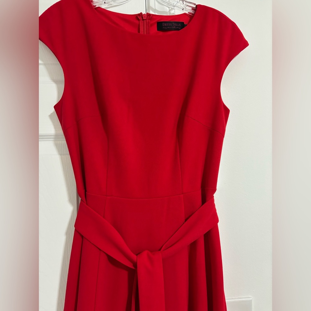 Red dress - Picture 5 of 5